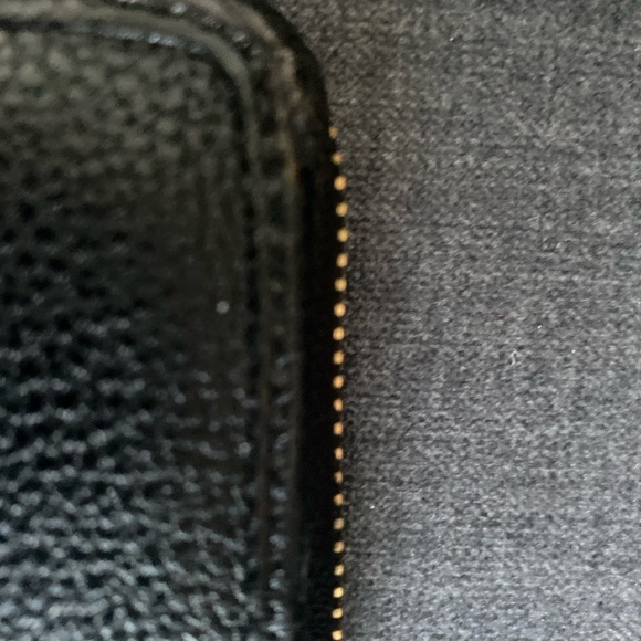 Tommy Hilfiger Pebbled Leather Large Continental Zip Wallet Zip Around Black - Picture 3 of 5